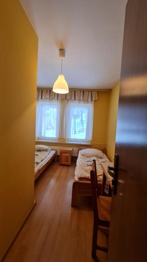 Отель Pod Kamiennikiem Trzemesnia Экстерьер фото